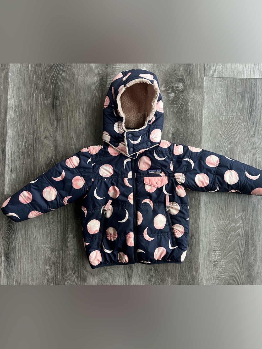 Reversible Patagonia Kids Puffy Jacket with fleece lining